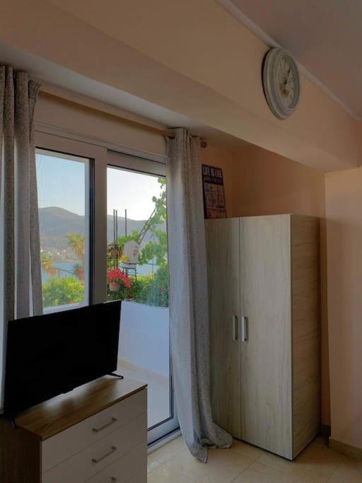 Studio With Unique View Near The Beach! Πόρτο Ράφτη Εξωτερικό φωτογραφία